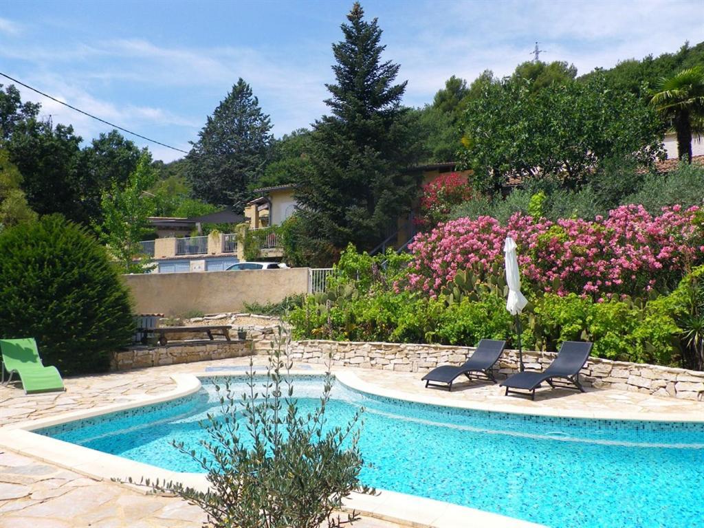 Mas Du Cadranier Otel Villeneuve  Dış mekan fotoğraf