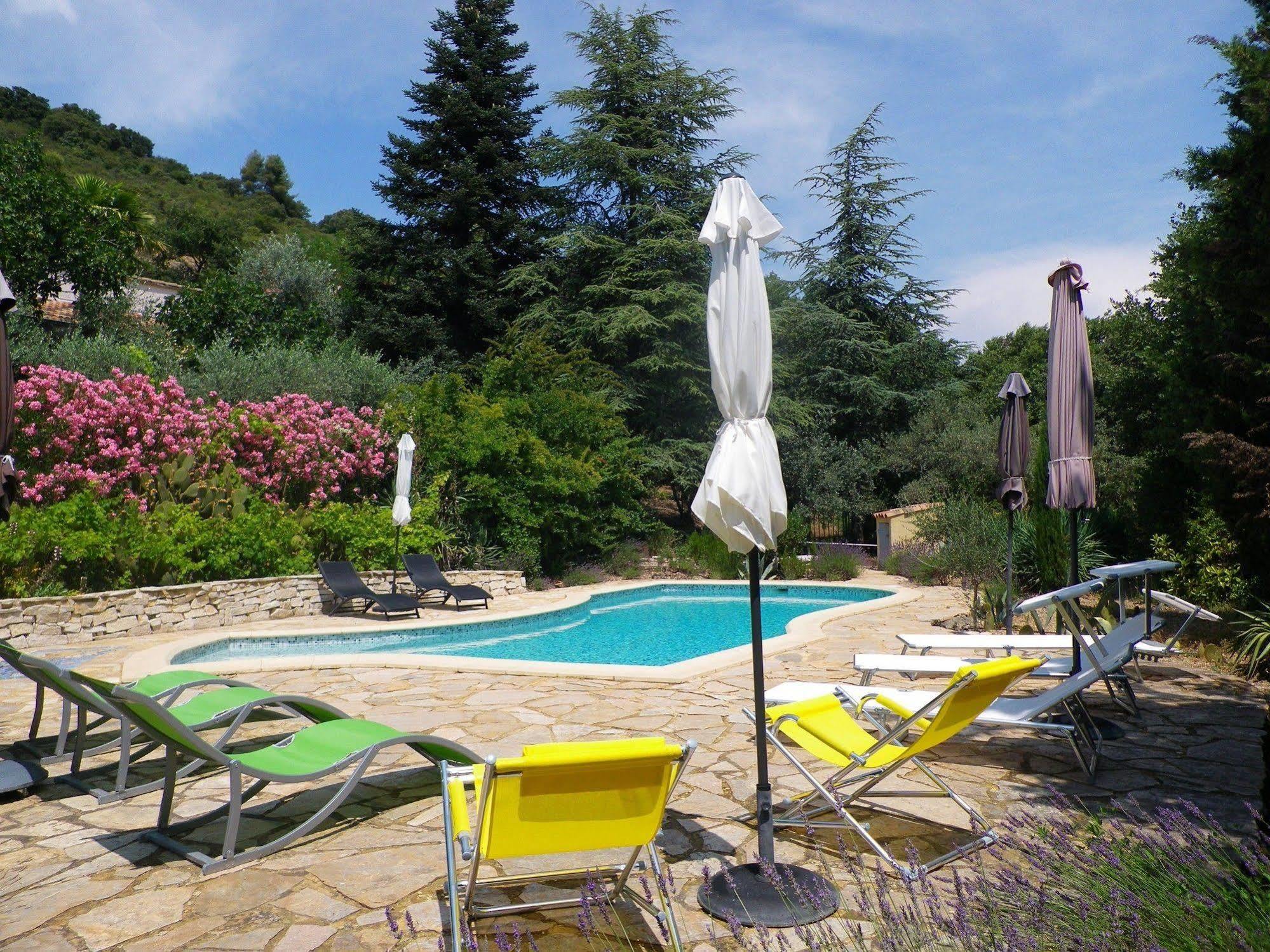 Mas Du Cadranier Otel Villeneuve  Dış mekan fotoğraf