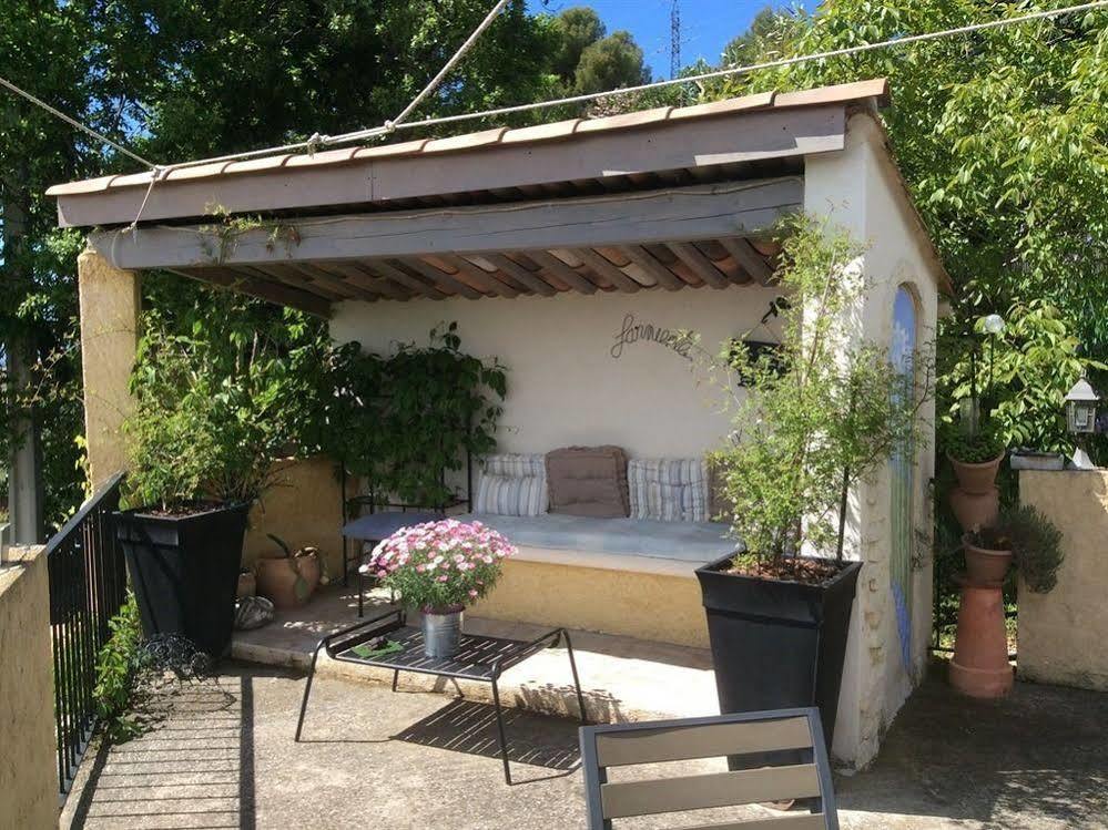 Mas Du Cadranier Otel Villeneuve  Dış mekan fotoğraf